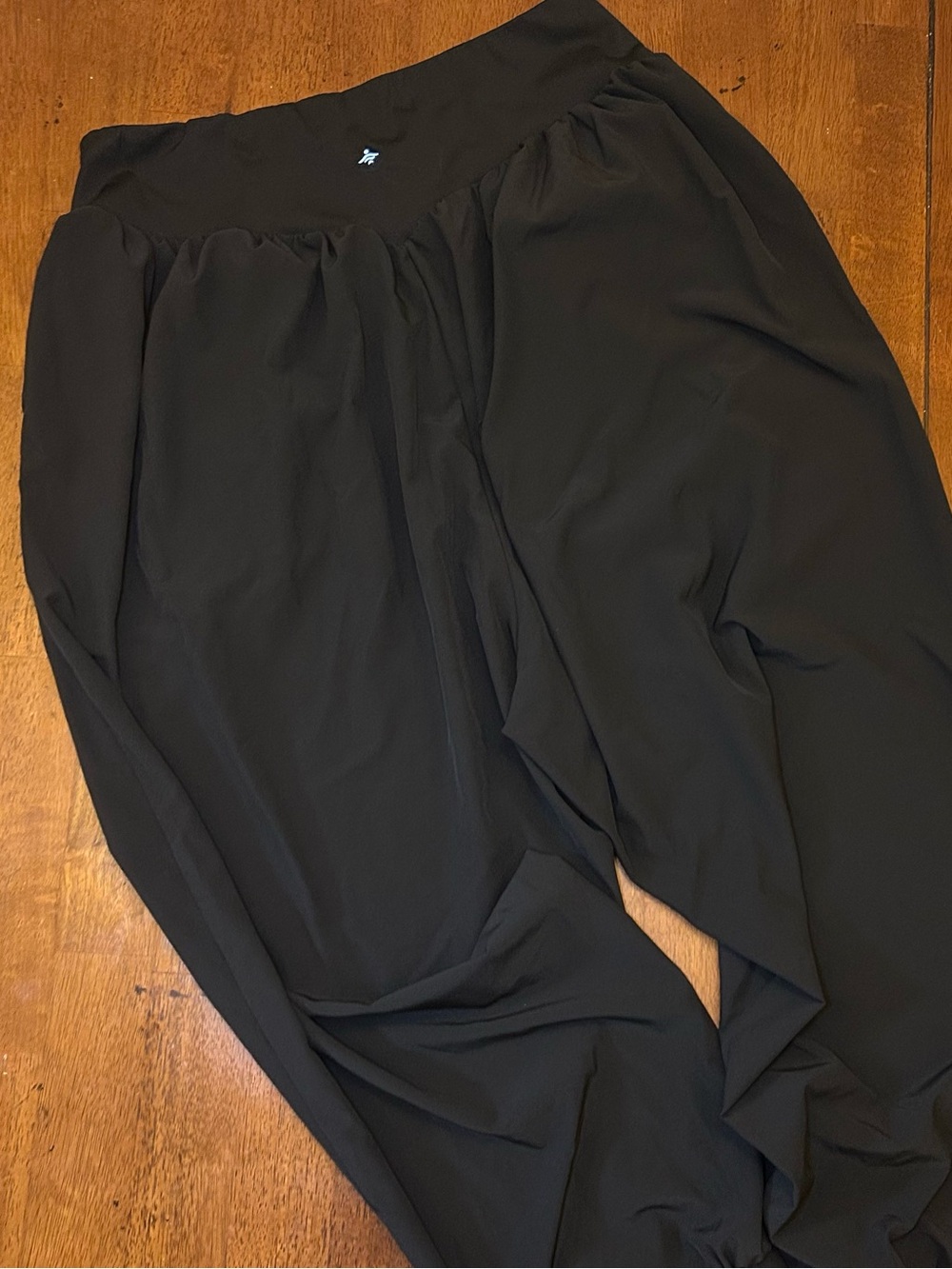Halara black joggers